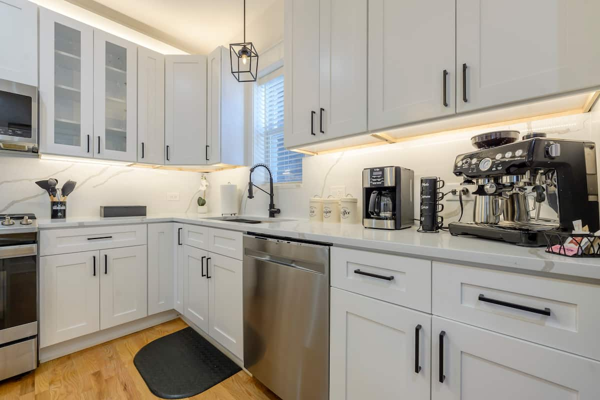 bd1ae76c-c545-469e-a0e2-46c1a47f9fda